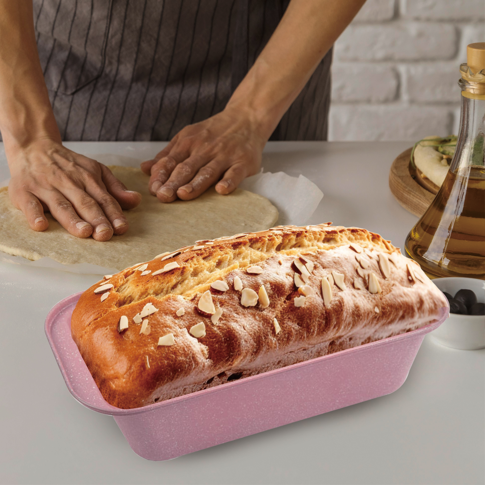 Pink Baking Tray 1.2L – Heavy Duty Nonstick Loaf & Cake Tin