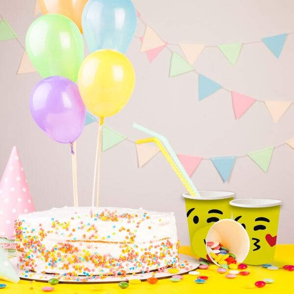 Wink Face Kiss Emoji Paper Cup – Yellow Disposable Ice Cream Cups