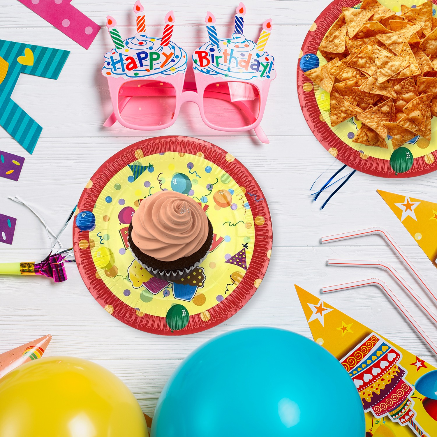 Yellow Paper Dishes – 23cm Happy Birthday Cupcake Disposable Plates