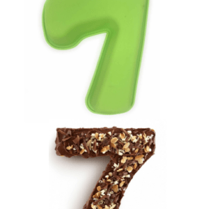 Green Silicone Biscuit Mold Set – Large Number 7 Cake Tin